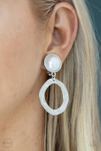 Load image into Gallery viewer, Vintage Veracity White Clip-On Earring
